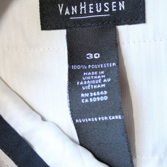Van Heusen Beige Shorts ~30~ - Picture 8 of 10